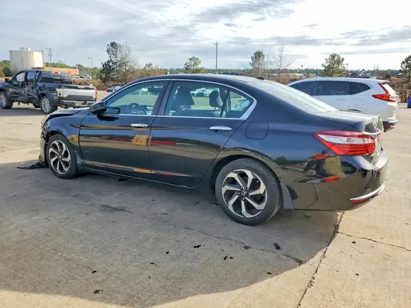 1HGCR2F77GA068398 2016 HONDA ACCORD - Image 2