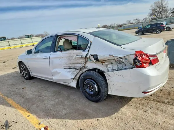 1HGCR2F77GA200043 2016 HONDA ACCORD - Image 2