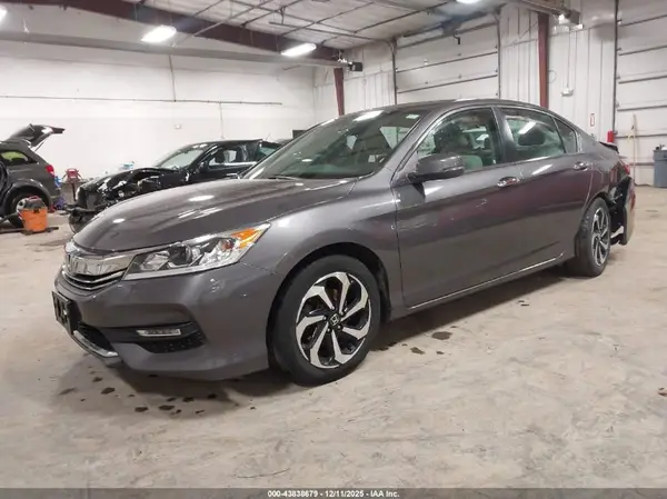 1HGCR2F77GA213925 2016 HONDA ACCORD - Image 2
