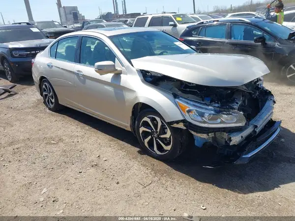 1HGCR2F77HA004394 2017 HONDA ACCORD - Image 1