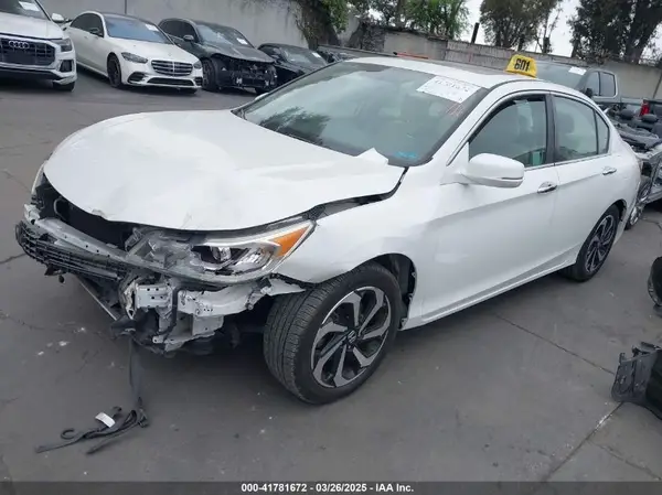 1HGCR2F77HA021146 2017 HONDA ACCORD - Image 2