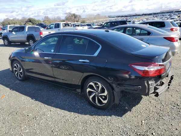 1HGCR2F77HA034818 2017 HONDA ACCORD - Image 2