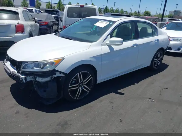 1HGCR2F77HA065843 2017 HONDA ACCORD - Image 2