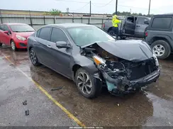 1HGCR2F77HA085395 2017 HONDA ACCORD