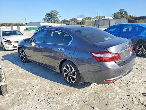 1HGCR2F77HA105533 2017 HONDA ACCORD - Image 2