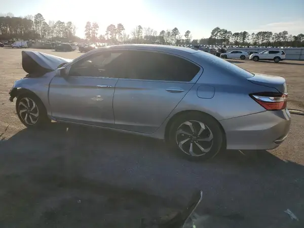 1HGCR2F77HA108089 2017 HONDA ACCORD - Image 2