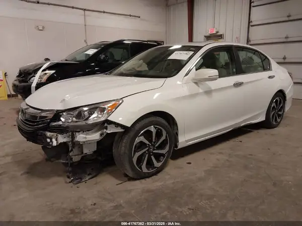1HGCR2F77HA115219 2017 HONDA ACCORD - Image 2