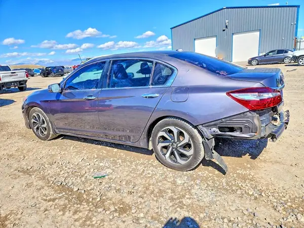 1HGCR2F77HA153114 2017 HONDA ACCORD - Image 2