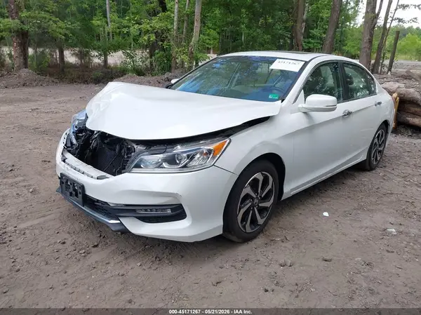 1HGCR2F77HA155414 2017 HONDA ACCORD - Image 2