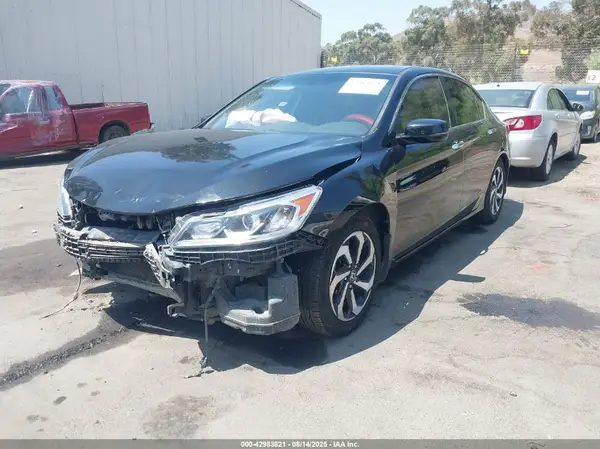 1HGCR2F77HA200660 2017 HONDA ACCORD - Image 2