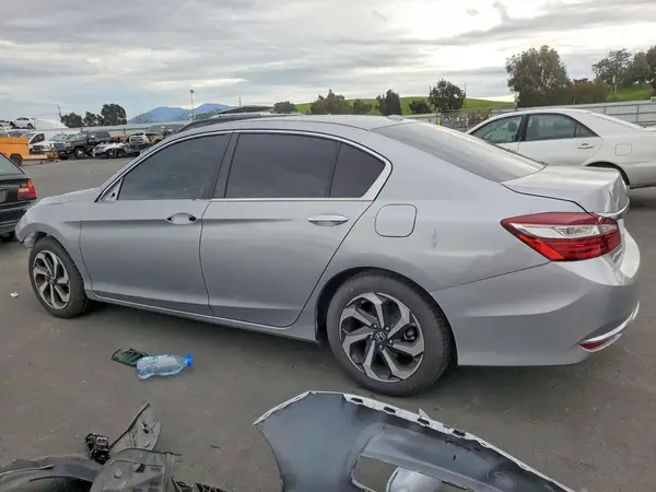 1HGCR2F77HA209410 2017 HONDA ACCORD - Image 2