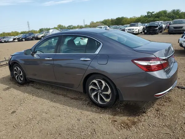 1HGCR2F77HA215515 2017 HONDA ACCORD - Image 2