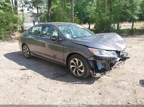 1HGCR2F77HA243928 2017 HONDA ACCORD - Image 1