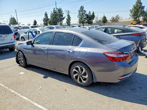 1HGCR2F77HA246716 2017 HONDA ACCORD - Image 2