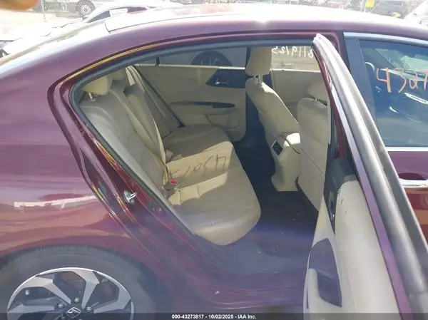 1HGCR2F77HA269249 2017 HONDA ACCORD - Image 8