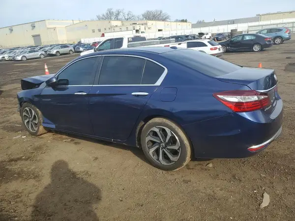 1HGCR2F77HA283877 2017 HONDA ACCORD - Image 2