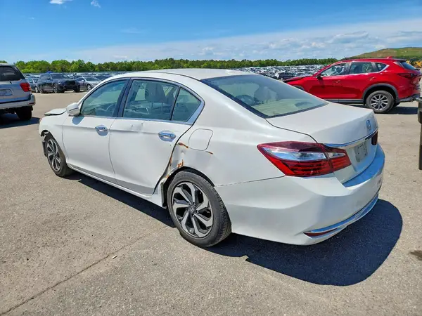 1HGCR2F78GA058107 2016 HONDA ACCORD - Image 2