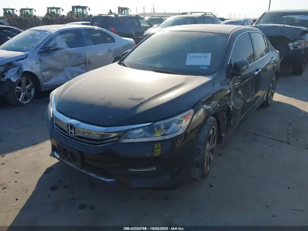 1HGCR2F78GA172348 2016 HONDA ACCORD - Image 2