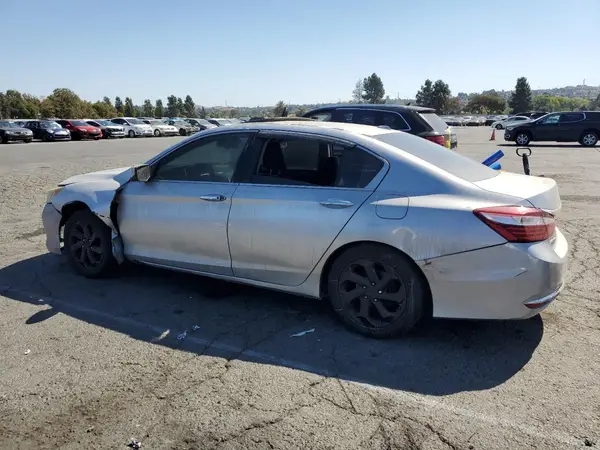 1HGCR2F78HA065897 2017 HONDA ACCORD - Image 2
