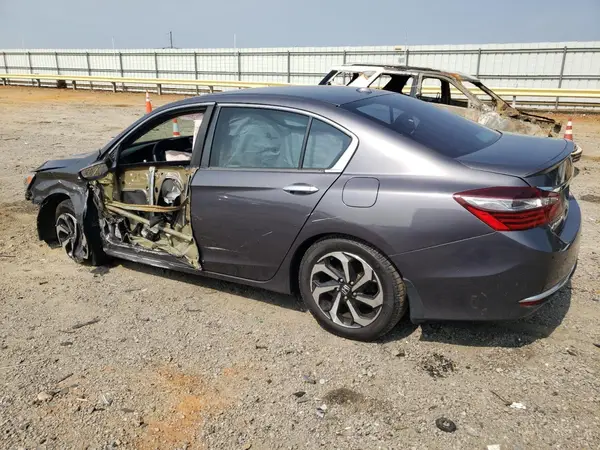 1HGCR2F78HA116301 2017 HONDA ACCORD - Image 2