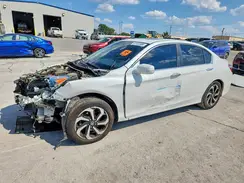 1HGCR2F78HA161674 2017 HONDA ACCORD