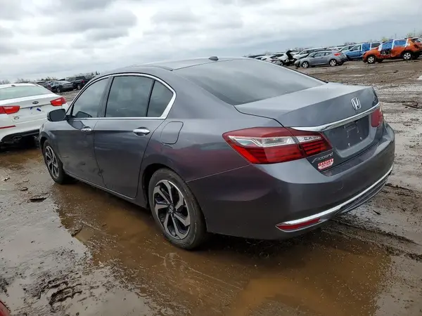 1HGCR2F78HA173503 2017 HONDA ACCORD - Image 2