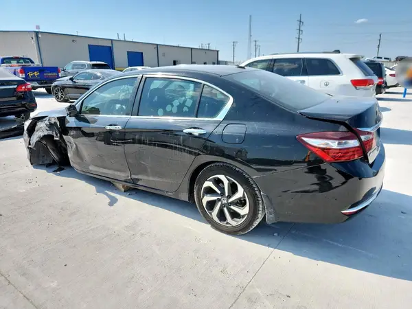 1HGCR2F78HA175624 2017 HONDA ACCORD - Image 2
