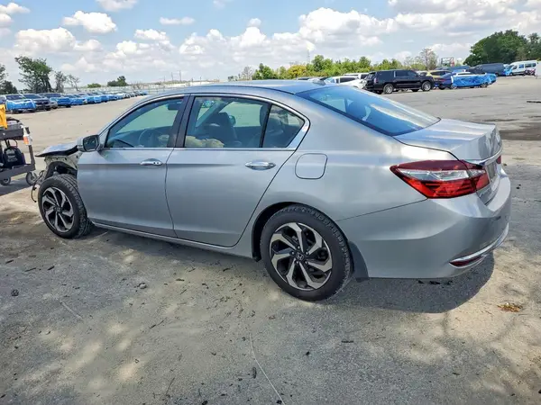 1HGCR2F78HA196036 2017 HONDA ACCORD - Image 2