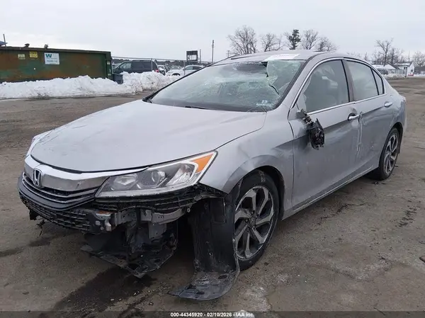 1HGCR2F78HA244635 2017 HONDA ACCORD - Image 2