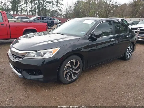 1HGCR2F78HA262732 2017 HONDA ACCORD - Image 2