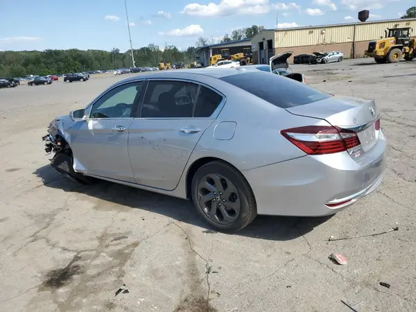 1HGCR2F78HA264819 2017 HONDA ACCORD - Image 2