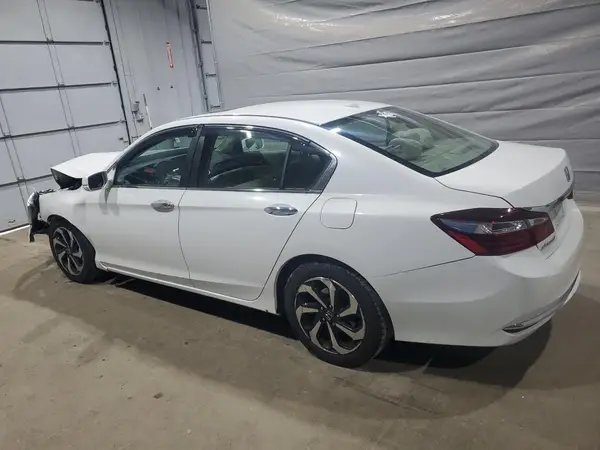 1HGCR2F78HA270135 2017 HONDA ACCORD - Image 2