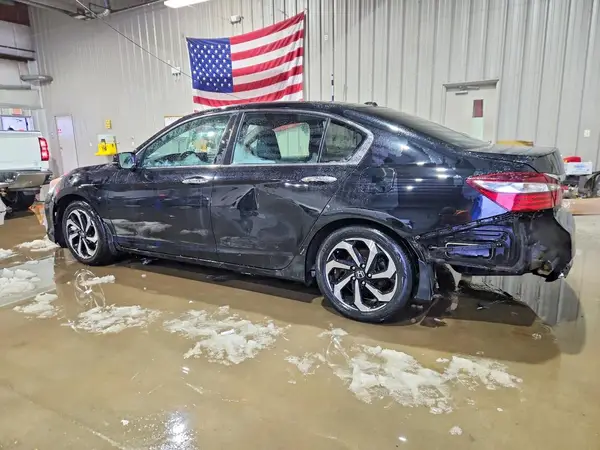 1HGCR2F78HA282544 2017 HONDA ACCORD - Image 2
