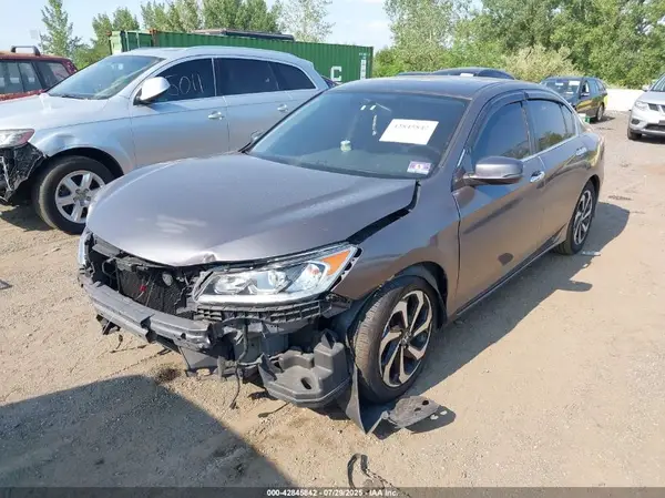 1HGCR2F78HA291910 2017 HONDA ACCORD - Image 2