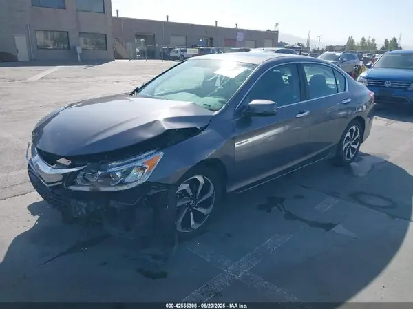1HGCR2F78HA291924 2017 HONDA ACCORD - Image 2