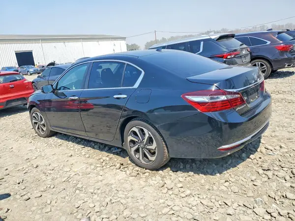 1HGCR2F79HA035744 2017 HONDA ACCORD - Image 2