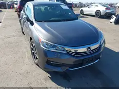 1HGCR2F79HA044136 2017 HONDA ACCORD