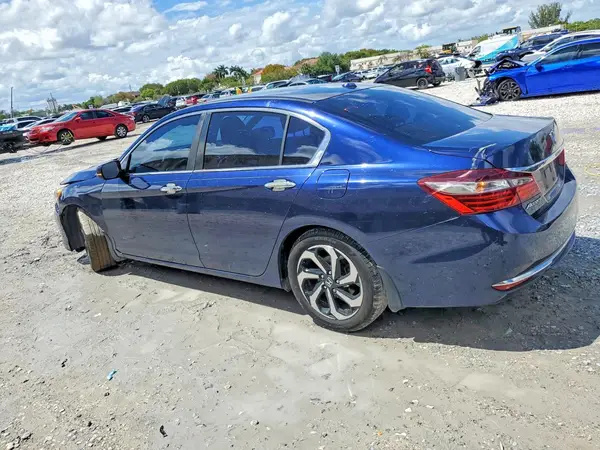 1HGCR2F79HA083549 2017 HONDA ACCORD - Image 2
