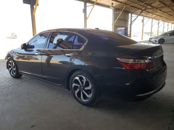 1HGCR2F79HA099265 2017 HONDA ACCORD - Image 2