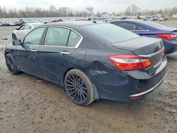 1HGCR2F79HA106490 2017 HONDA ACCORD - Image 2