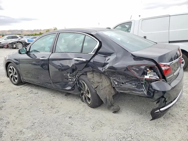 1HGCR2F79HA106506 2017 HONDA ACCORD - Image 2