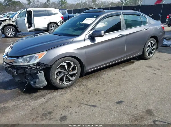 1HGCR2F79HA138789 2017 HONDA ACCORD - Image 2