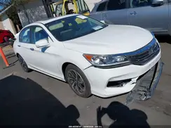 1HGCR2F79HA161666 2017 HONDA ACCORD