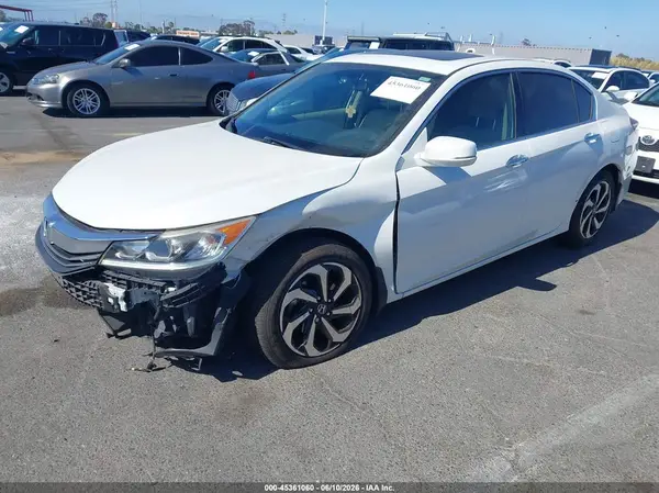 1HGCR2F79HA167869 2017 HONDA ACCORD - Image 2