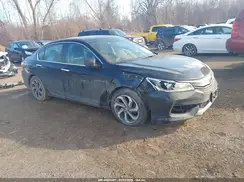 1HGCR2F79HA184011 2017 HONDA ACCORD