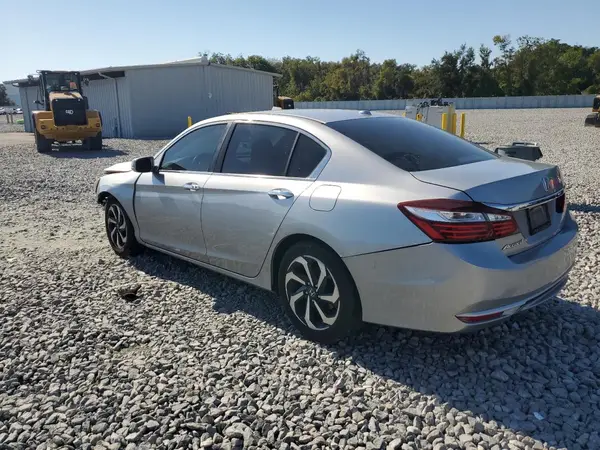 1HGCR2F79HA186499 2017 HONDA ACCORD - Image 2