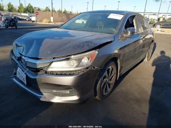 1HGCR2F79HA220148 2017 HONDA ACCORD - Image 2
