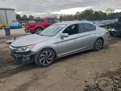 1HGCR2F79HA235586 2017 HONDA ACCORD