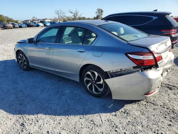 1HGCR2F79HA269897 2017 HONDA ACCORD - Image 2