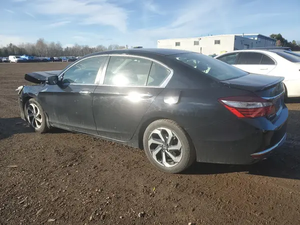 1HGCR2F79HA801620 2017 HONDA ACCORD - Image 2